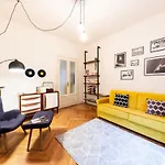 Rego - Boutique & Serenity With Some Off-site In The Heart Of Center Bérgamo