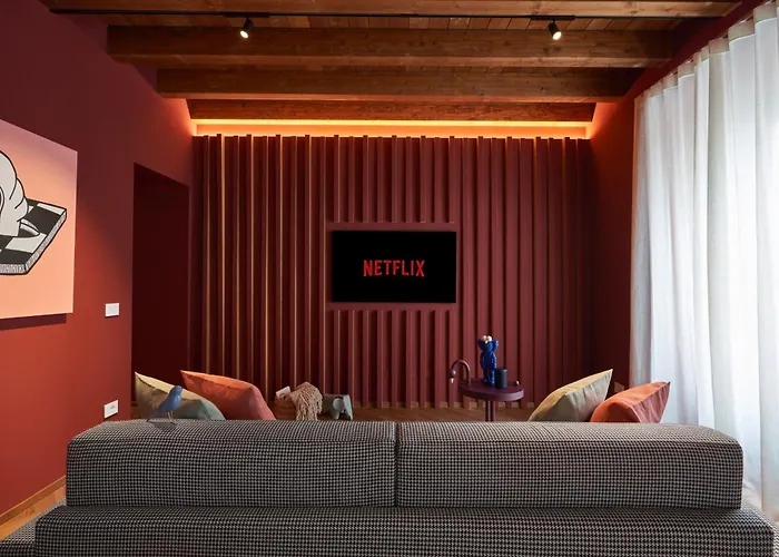 Rego - Boutique & Serenity With Some Off-site In The Heart Of Center