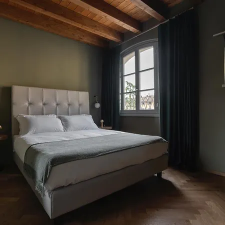 Rego - Boutique & Serenity With Some Off-site In The Heart Of Center Апартаменты Бергамо