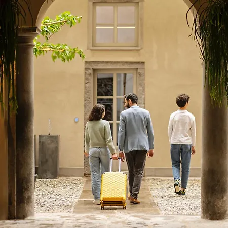 Rego - Boutique & Serenity With Some Off-site In The Heart Of Center 4* Бергамо