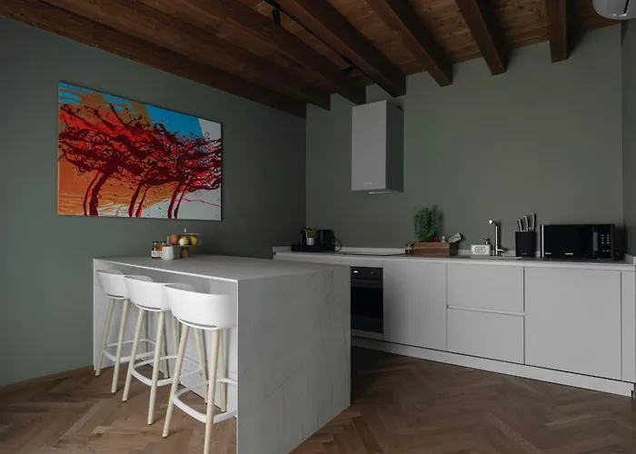 Rego - Boutique & Serenity With Some Off-site In The Heart Of Center 4* Bergamo